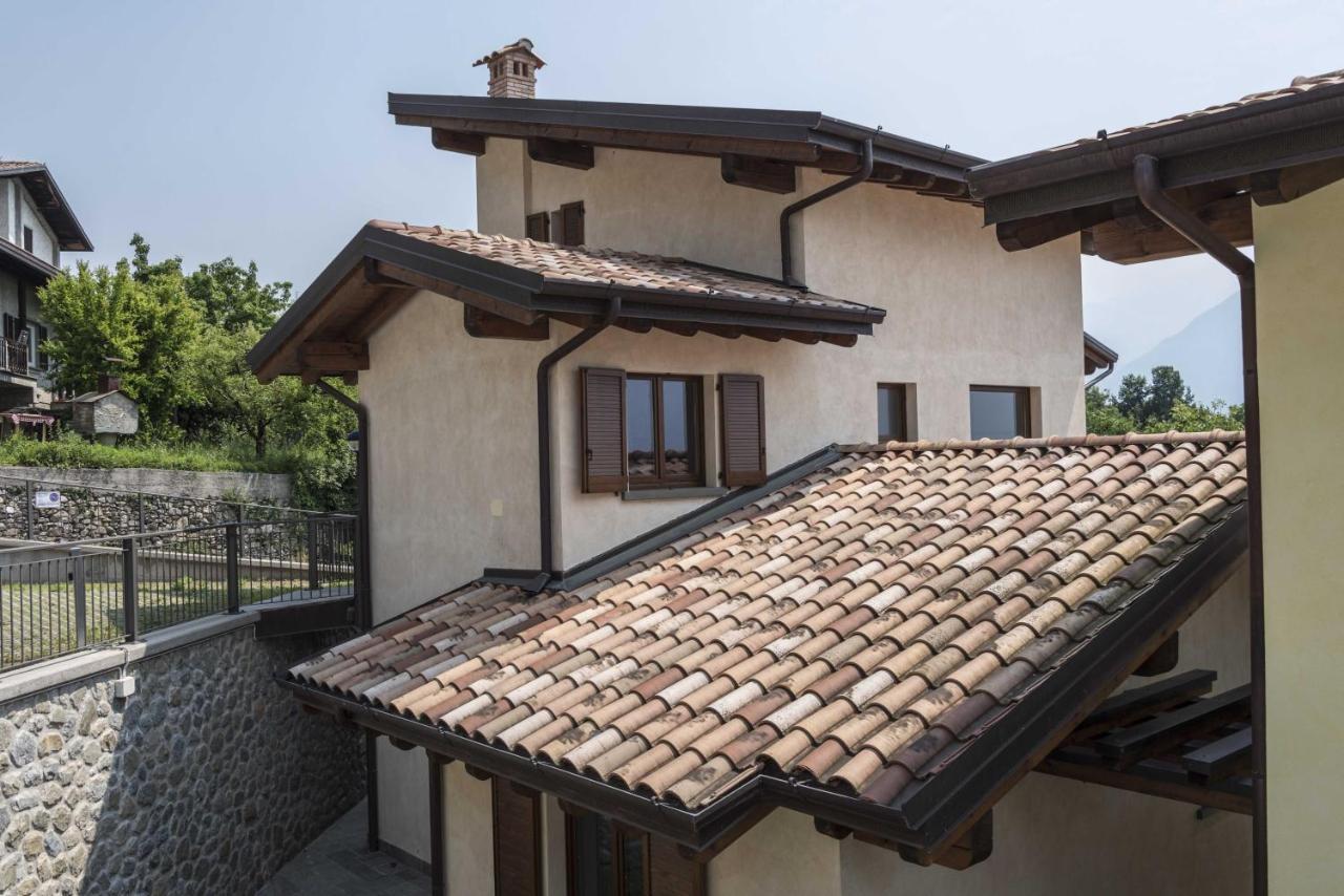 Iseo Lake Villa Con Vista Lago E Piscina Costa Volpino Bagian luar foto