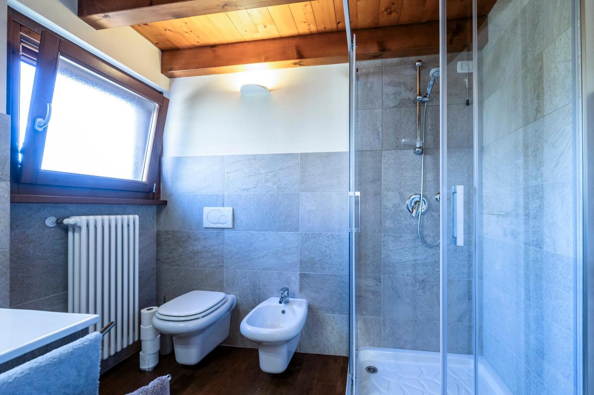 Iseo Lake Villa Con Vista Lago E Piscina Costa Volpino Bagian luar foto
