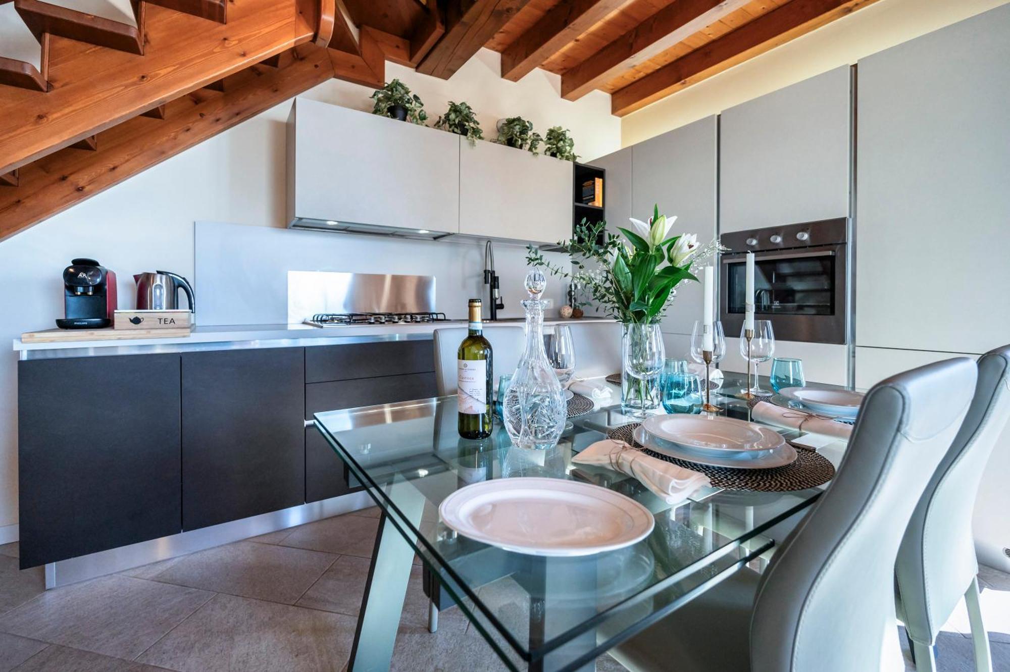 Iseo Lake Villa Con Vista Lago E Piscina Costa Volpino Bagian luar foto